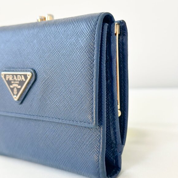 Prada Saffiano Wallet - Picture 3 of 11